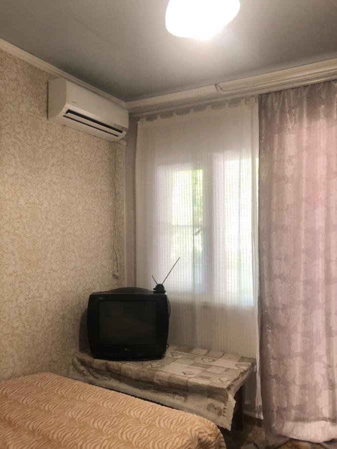 Отель Гостевой Дом  Лиза Гагра Экстерьер фото